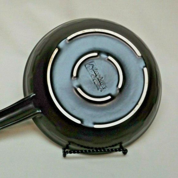 Longaberger Pottery Woven Traditions Flameware 8" Ebony Skillet with Sage Lid - Picture 10 of 15